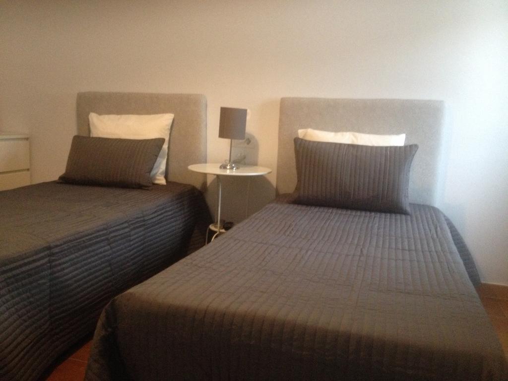 Hostal Montilla Sotogrande Torreguadiaro Exteriör bild