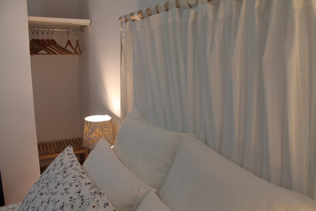 Hostal Montilla Sotogrande Torreguadiaro Exteriör bild